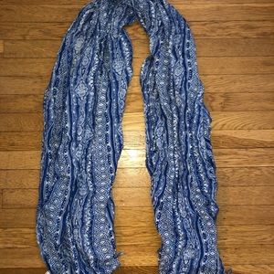 Blue H&M scarf